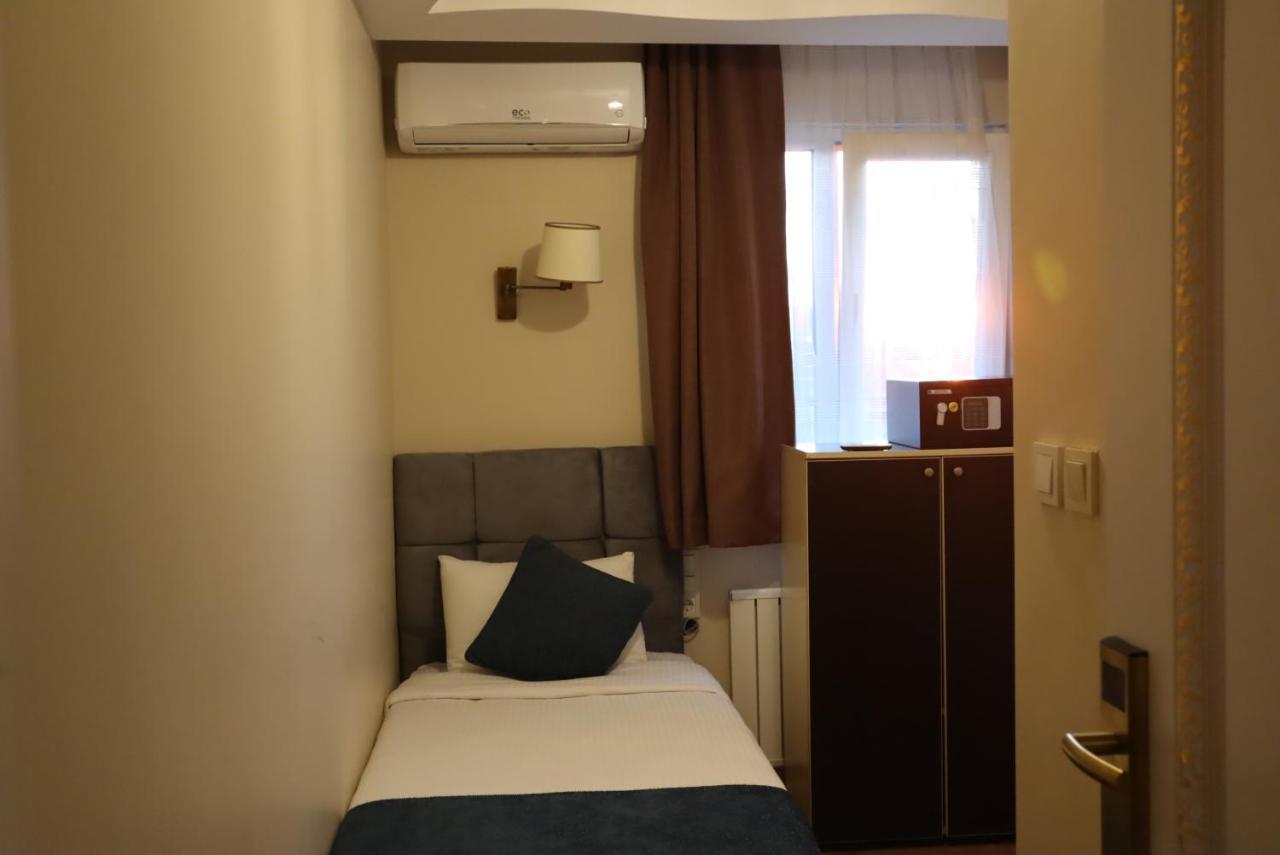 Galata & Hotel 3*