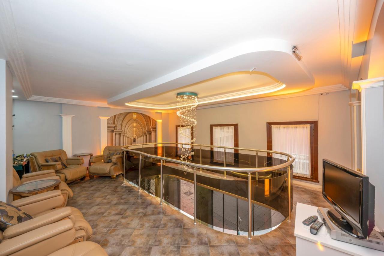 Devman Hotel 2*