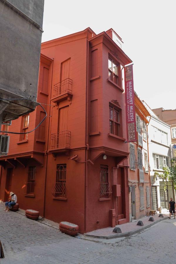 Peaceful And Perfectly Located In Cihangir Apartment *