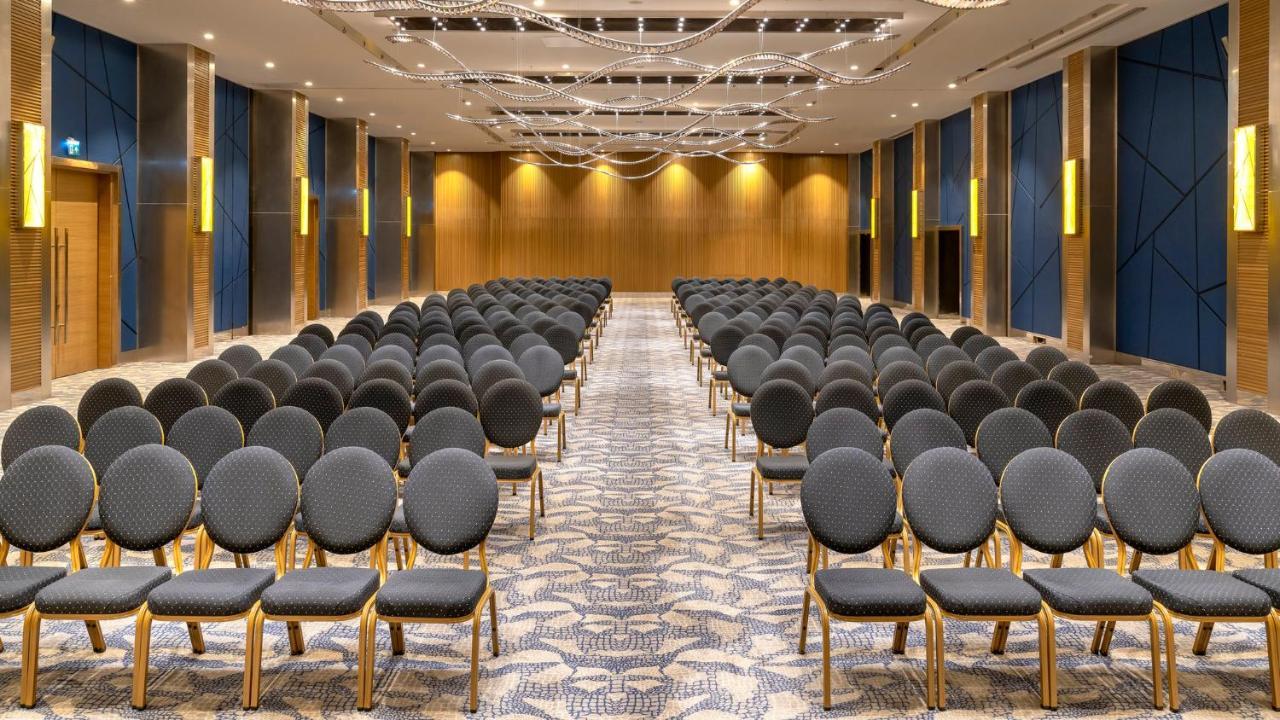 Crowne Plaza Florya By Ihg 5*
