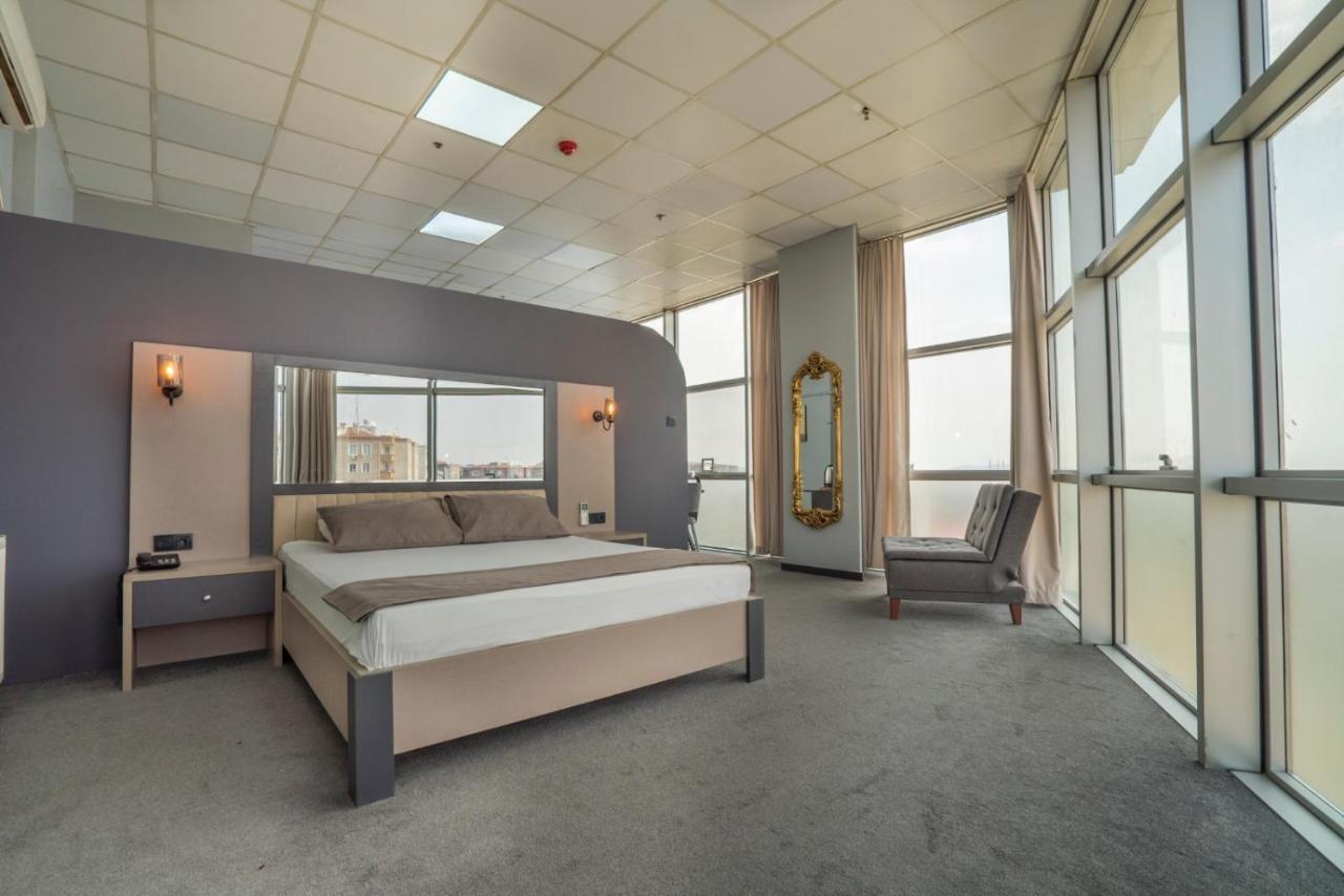 Hotel 216 Palace