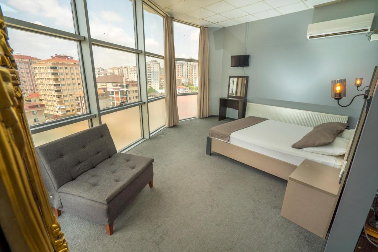 Hotel 216 Palace