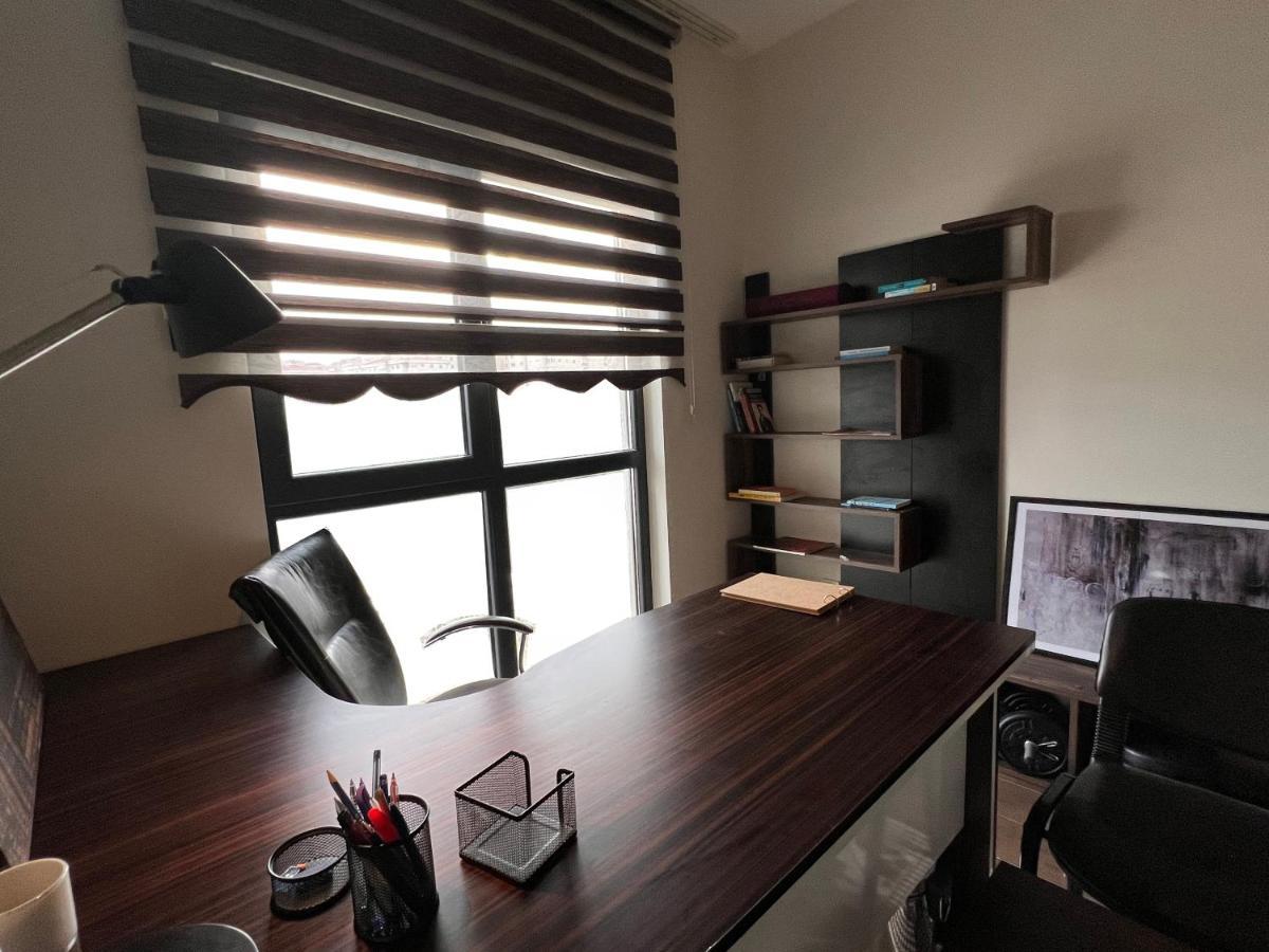 Luxury Flat In The Center Apartment