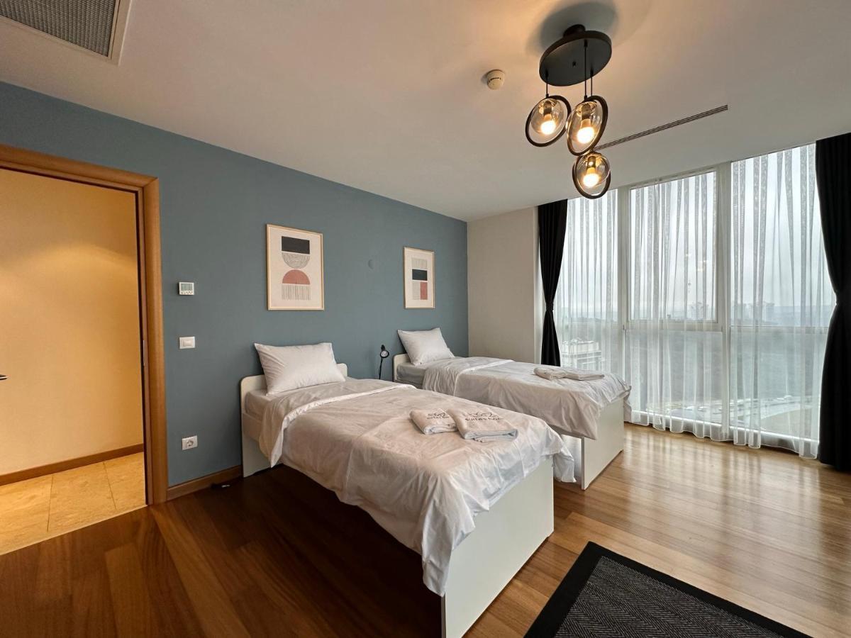 Apartment Bright 3 Bedroom & 2 Bath In Mashattan Residence, Maslak Sariyer Istanbul