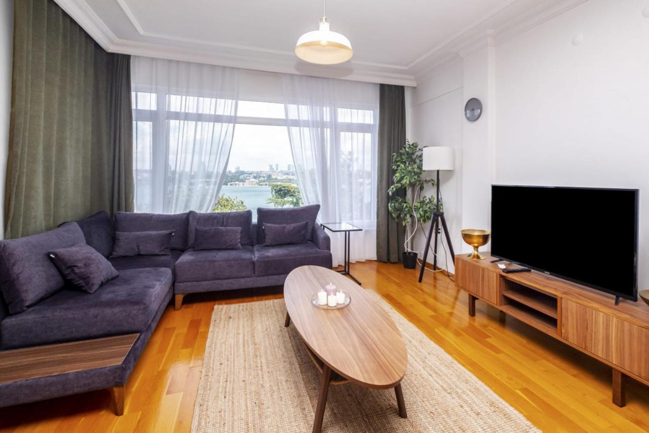Apartment With A Panoramic Bosphorus View *