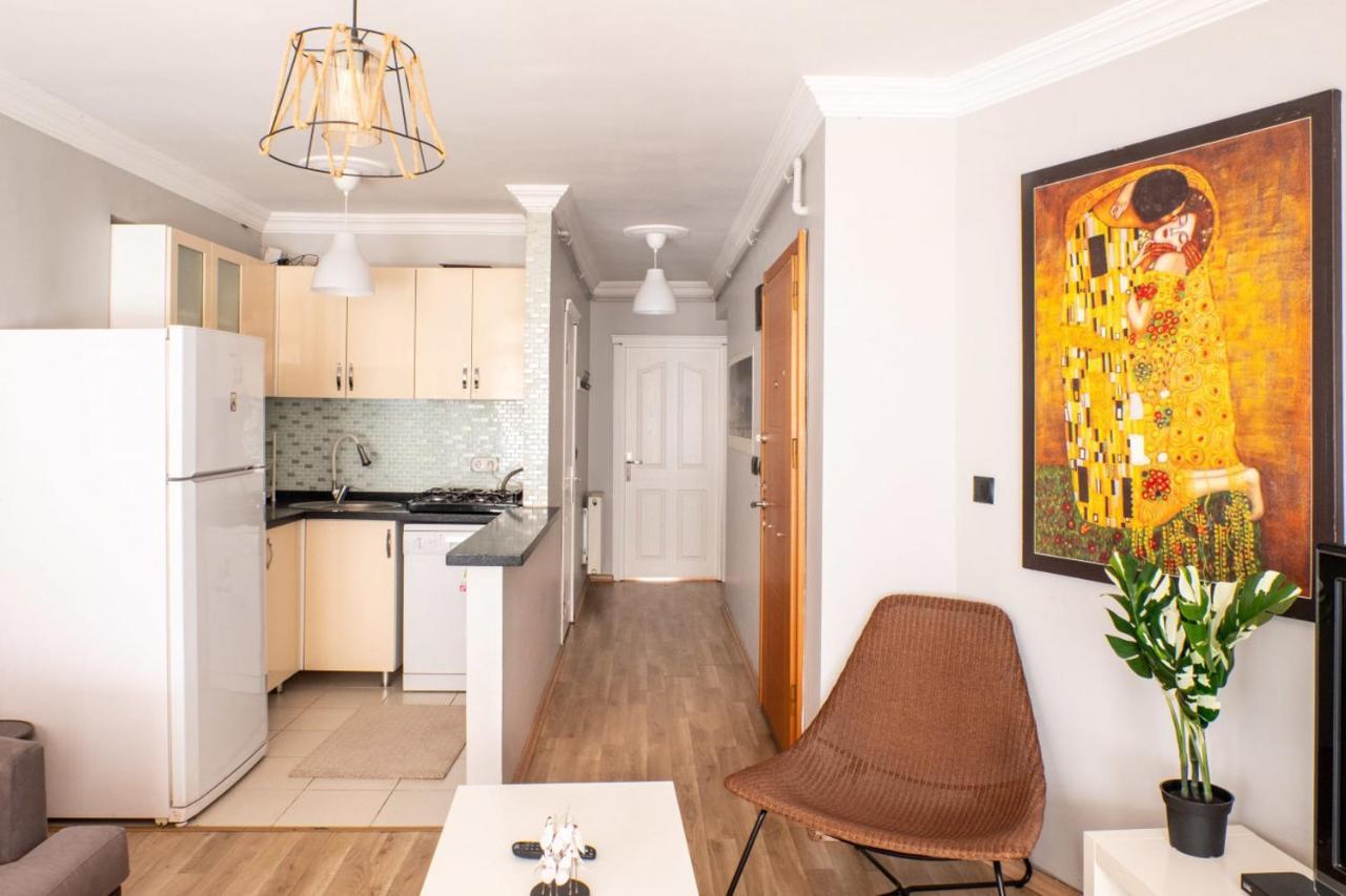 Fascinating Near Nisantasi And Trendy Attractions In Besiktas Apartment *