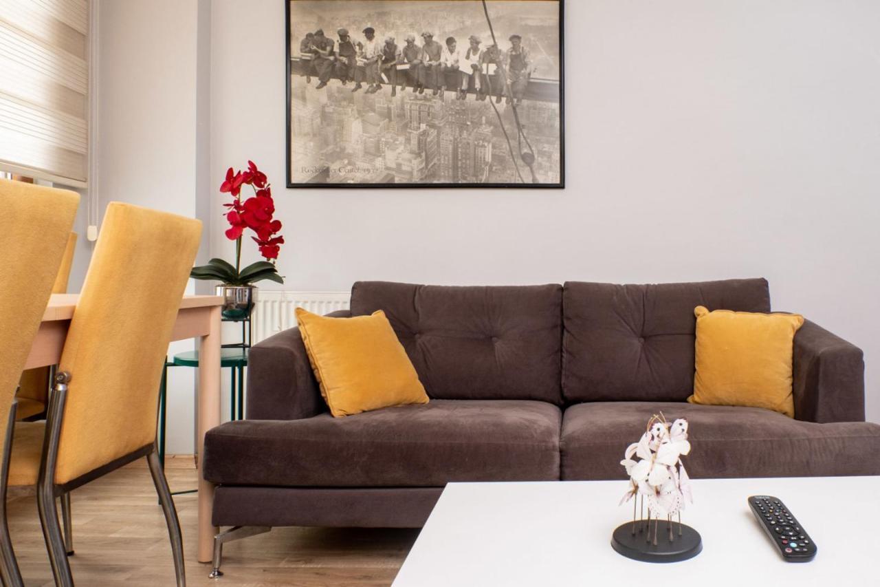 Fascinating Near Nisantasi And Trendy Attractions In Besiktas Apartment Istanbul