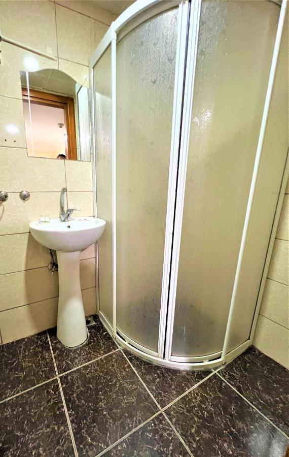 Hostel Viva Yenikapi - *