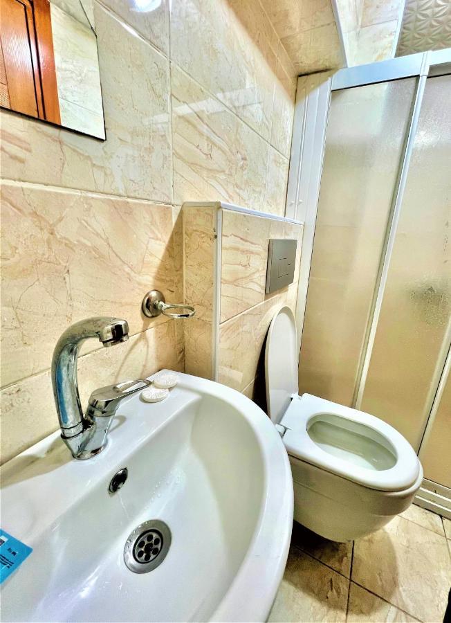 Hostel Viva Yenikapi - *