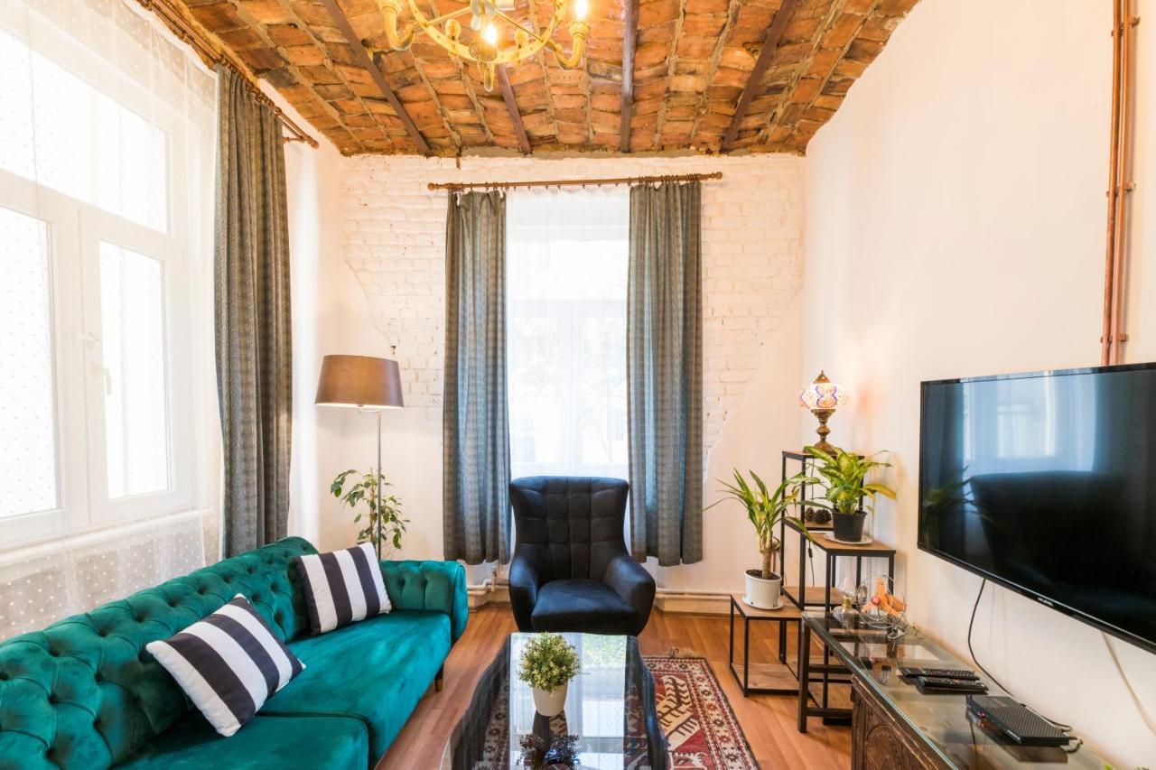 By Galata- Historical And Modern Apartment