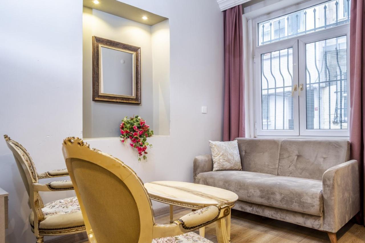 Duplex House Near Trendy Attractions In Sisli Istanbul