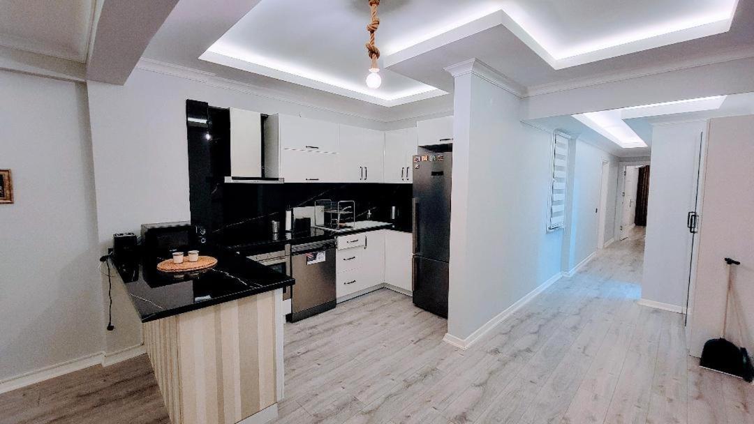 Apartment Fully Renovated Modern Istanbul