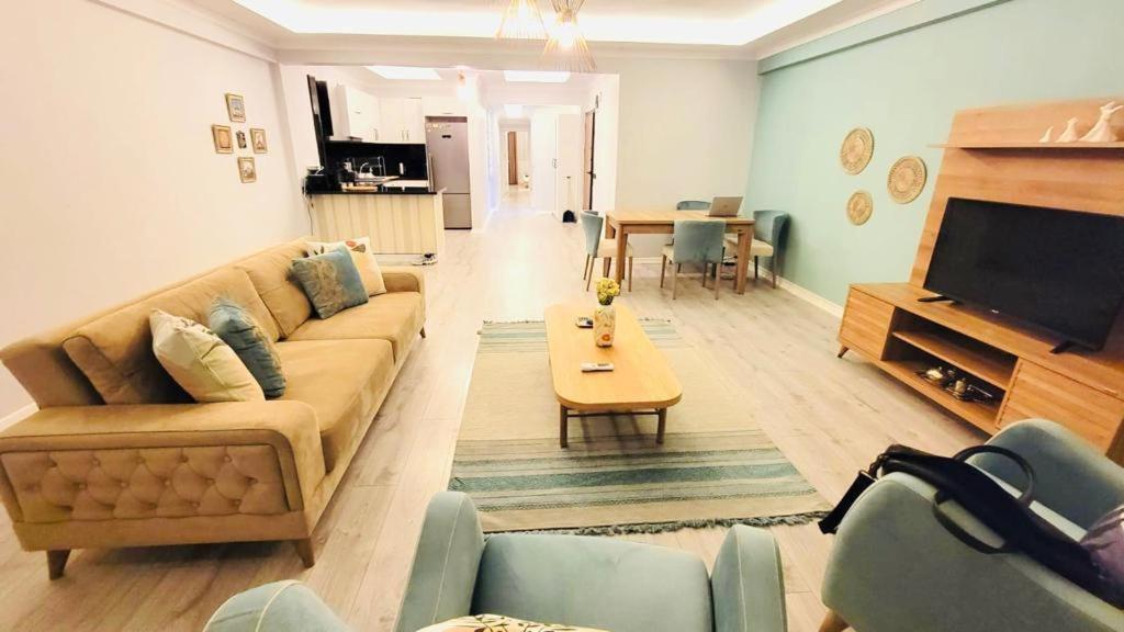 Fully Renovated Modern Apartment Istanbul