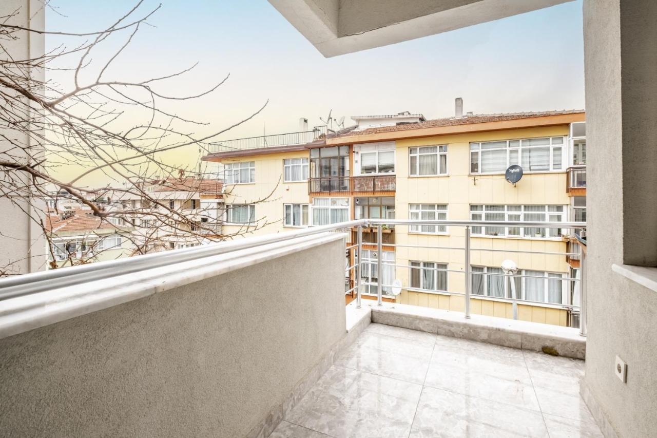 Apartment Vibrant Flat With Balcony In Maltepe Istanbul
