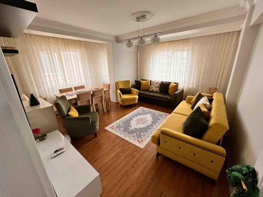 2 Bedroom 5 Bed Peaceful Calm Full Kitchen,all Items Available Luxury And Relax Apartment