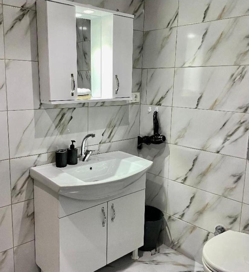 Apartment Flat Close To Popular Malls In Kagithane