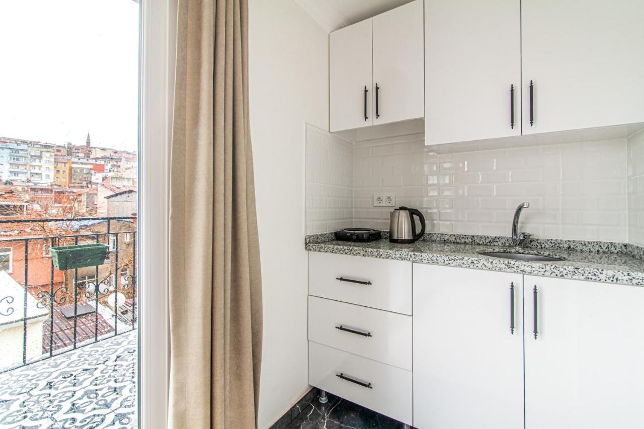 Studio Flat With Terrace In Balat Fatih