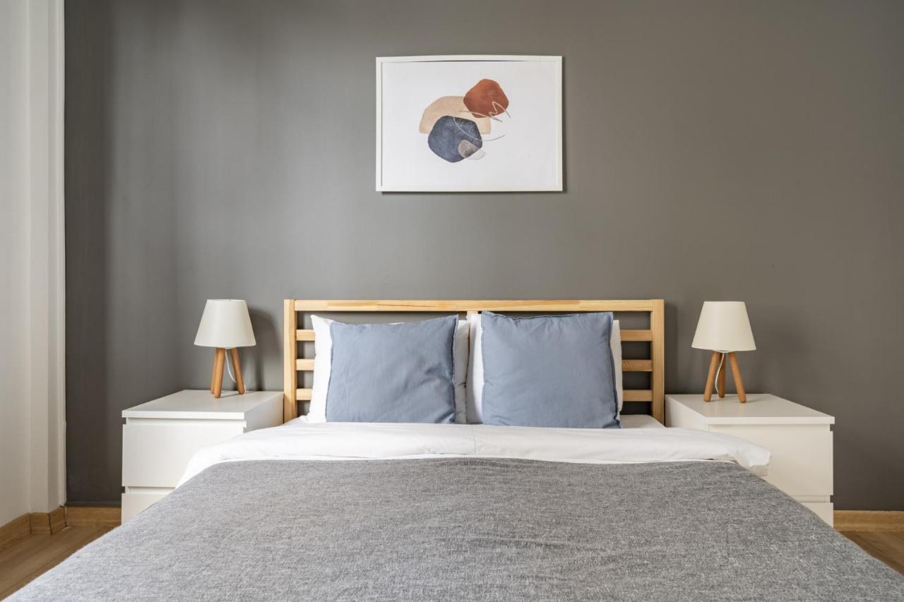 Specious And Stylish Near Bagdat Street With Excellent Location In Kadikoy
