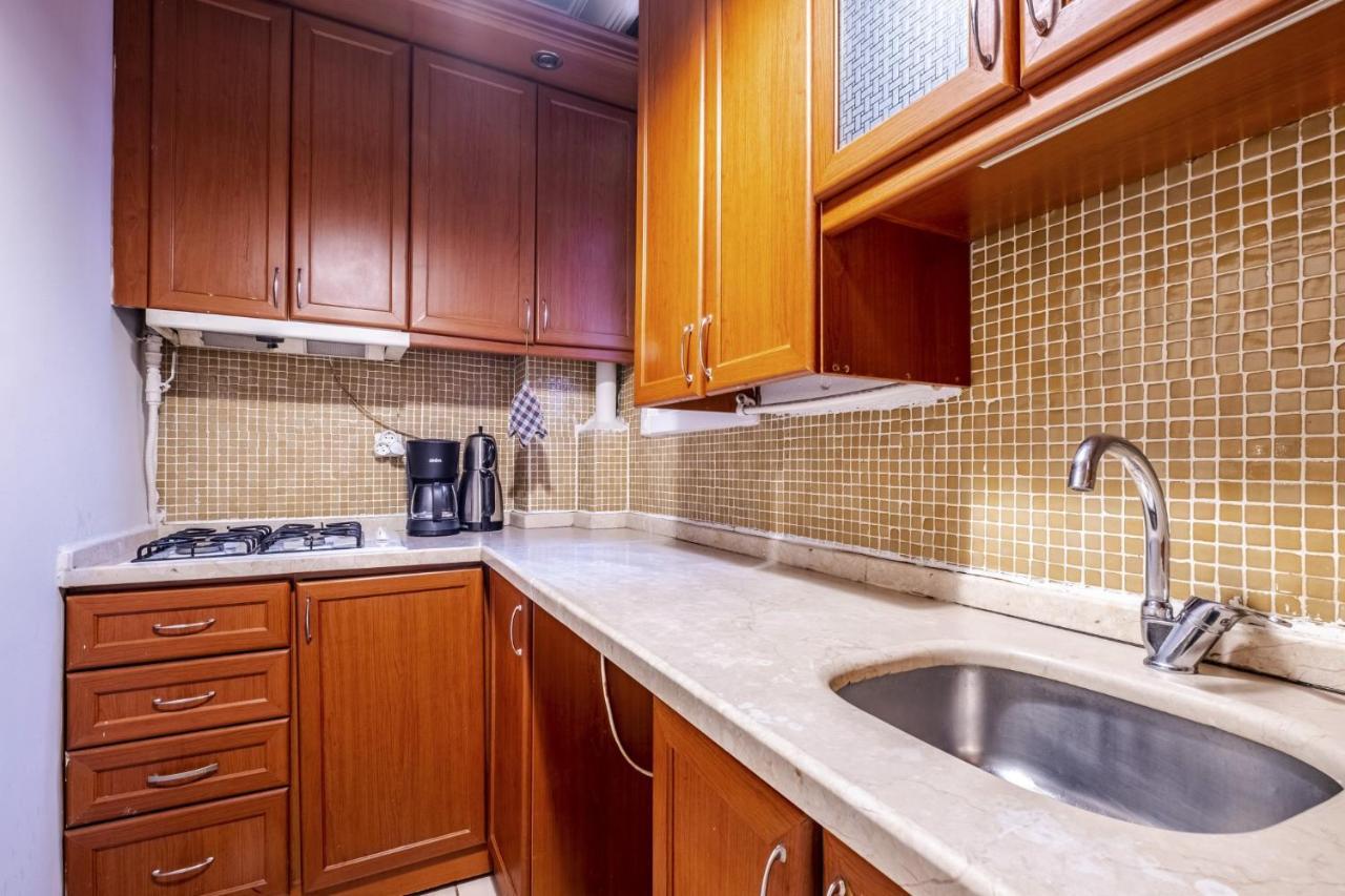 Apartment Flat With Bridge View 200 M To Ortakoy Shore