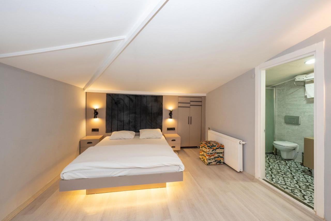 Cirrus Hotel