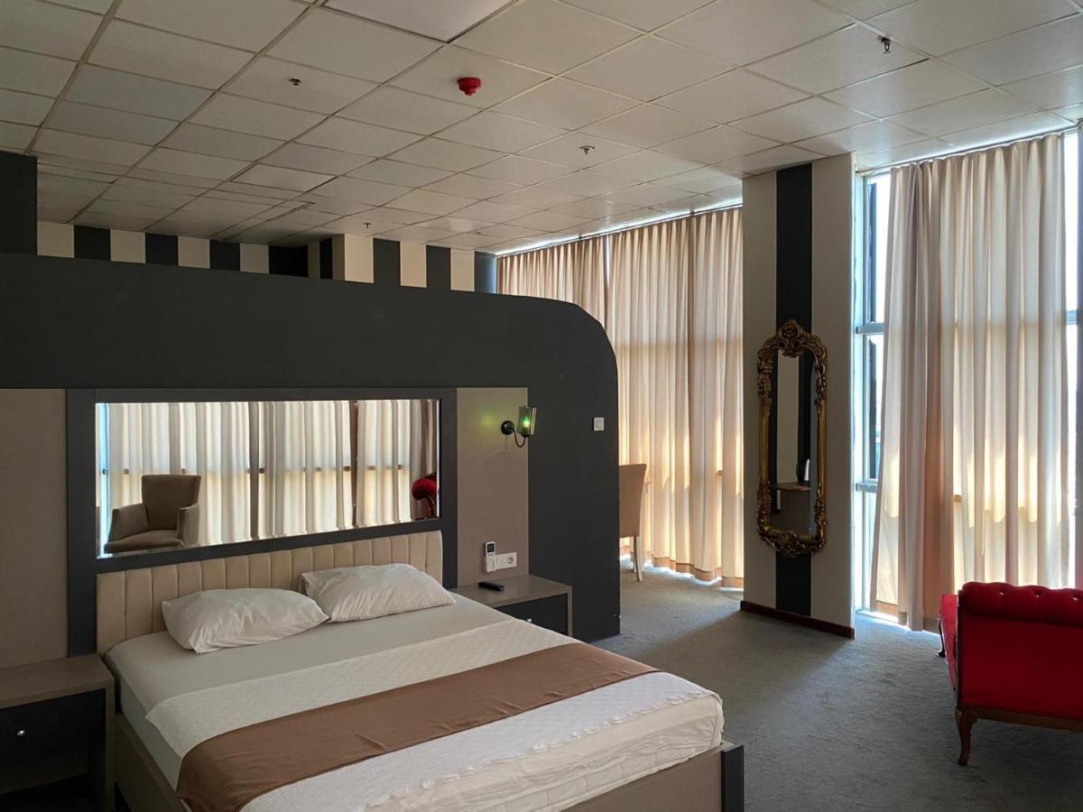 Hotel 216 Palace