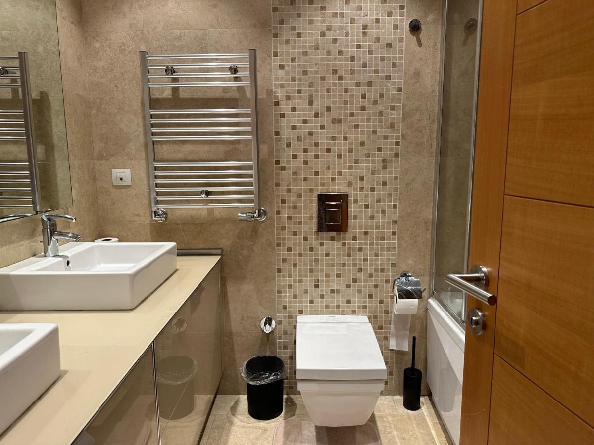 Bright 3 Bedroom & 2 Bath In Mashattan Residence, Maslak Sariyer Istanbul