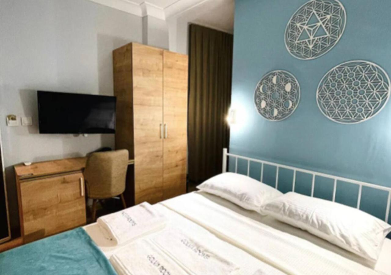 Aparthotel Golva *