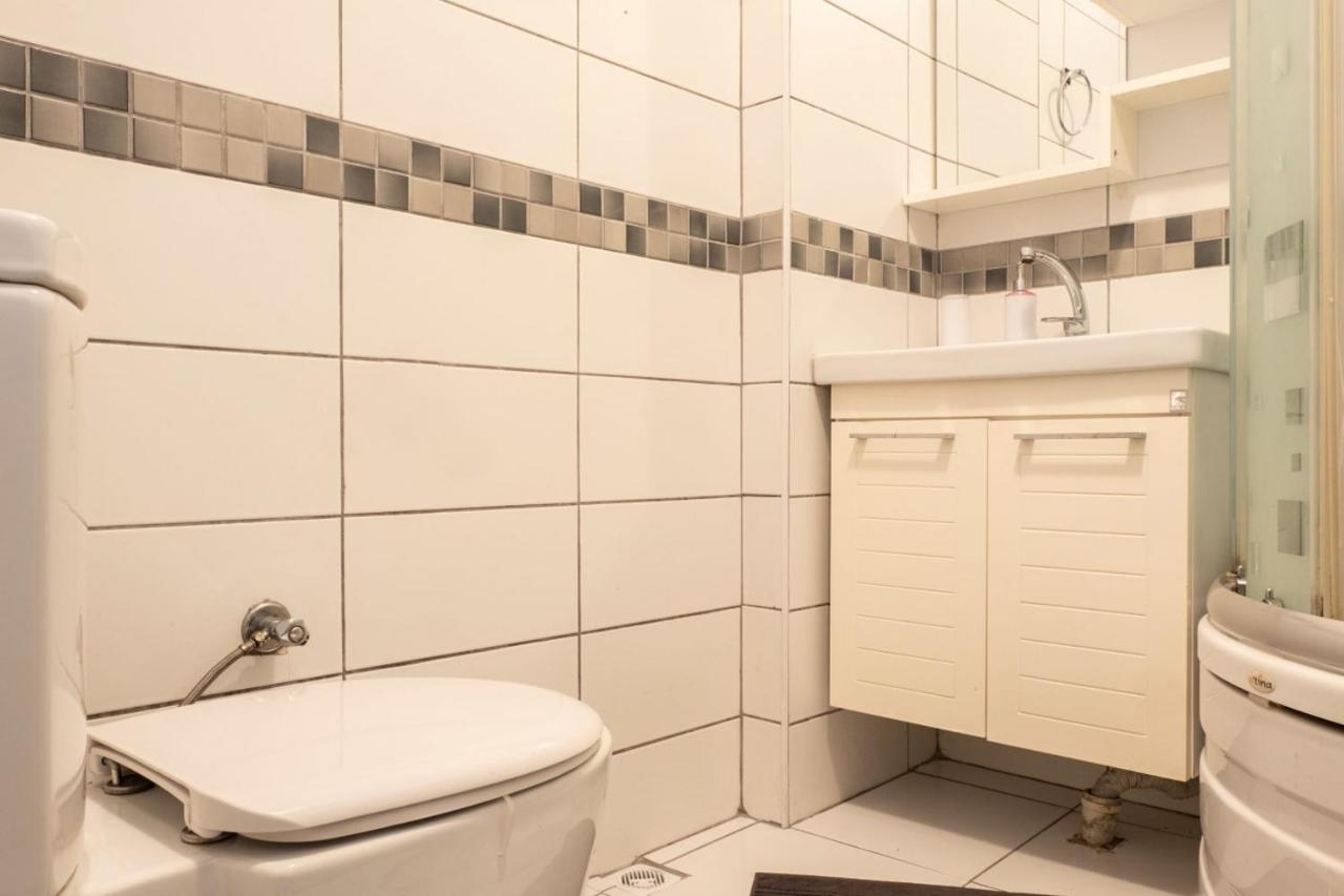 Fascinating Near Nisantasi And Trendy Attractions In Besiktas Apartment