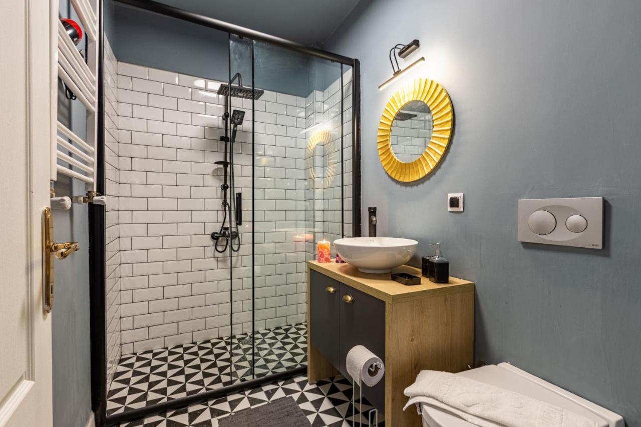 Missafir Impressive Flat In The Heart Of Cihangir Beyoglu Apartment