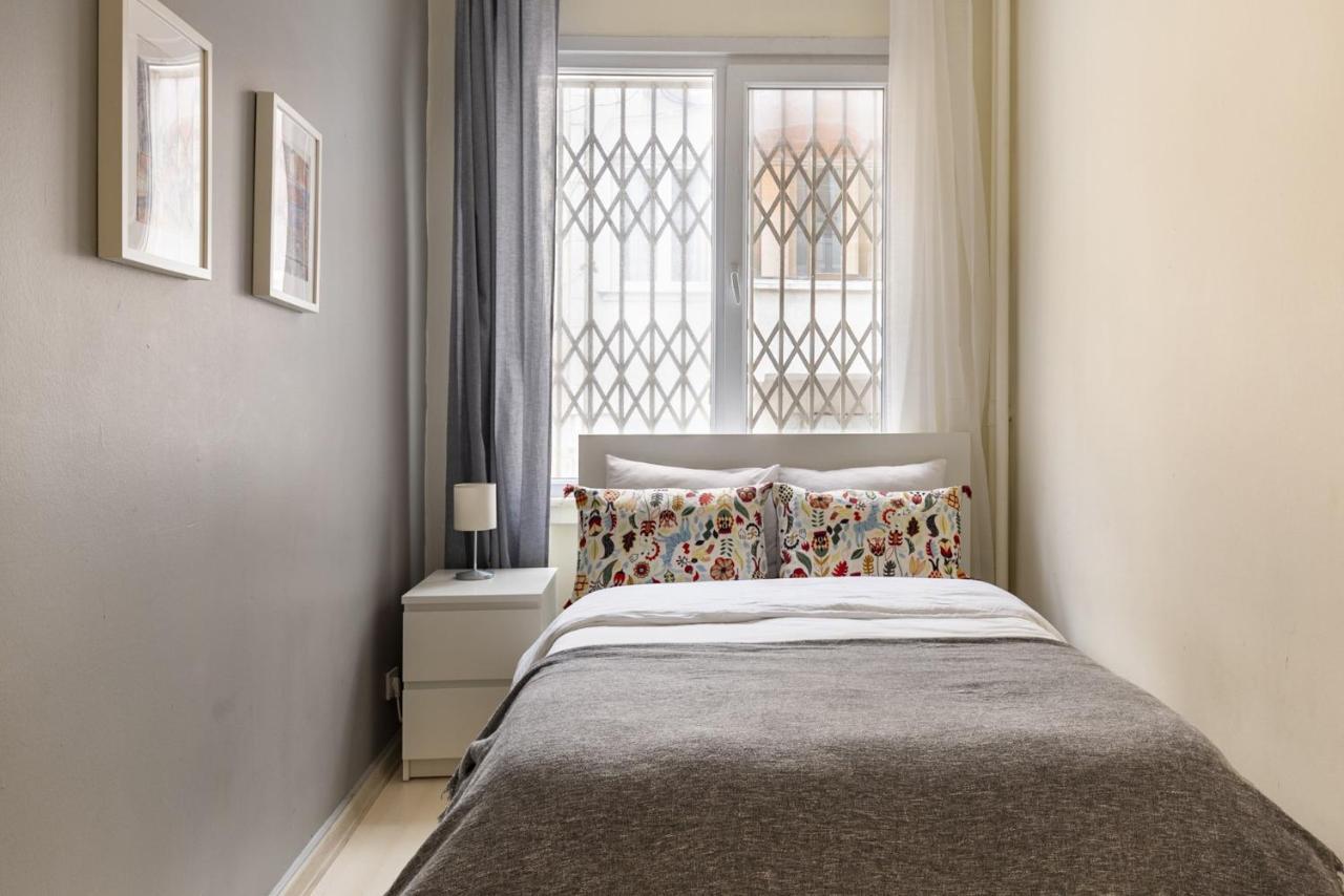 Superb Flat With Central Location In Nisantasi Apartment