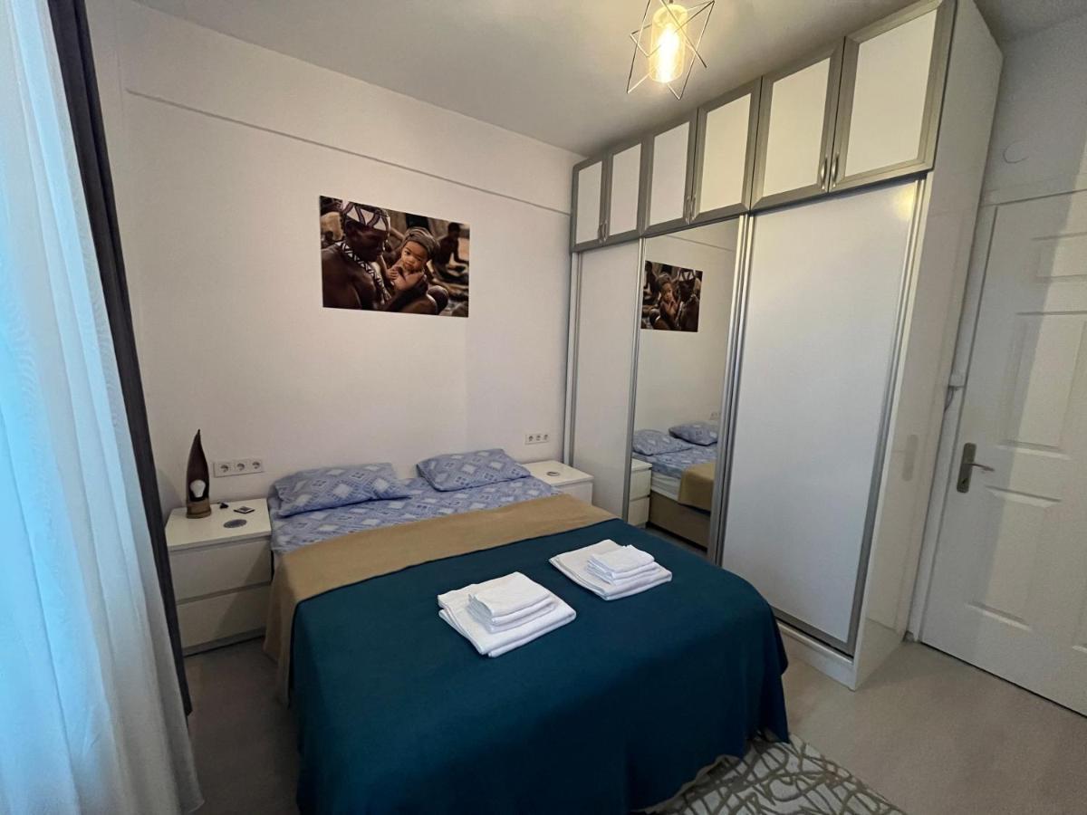 Centrally Located, 2+1 House In Taksim, Cihangir Apartamento