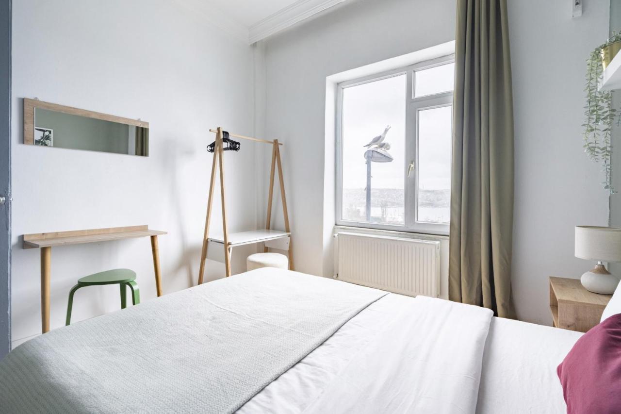 Central Flat W Sea View And Near Galata Tower *