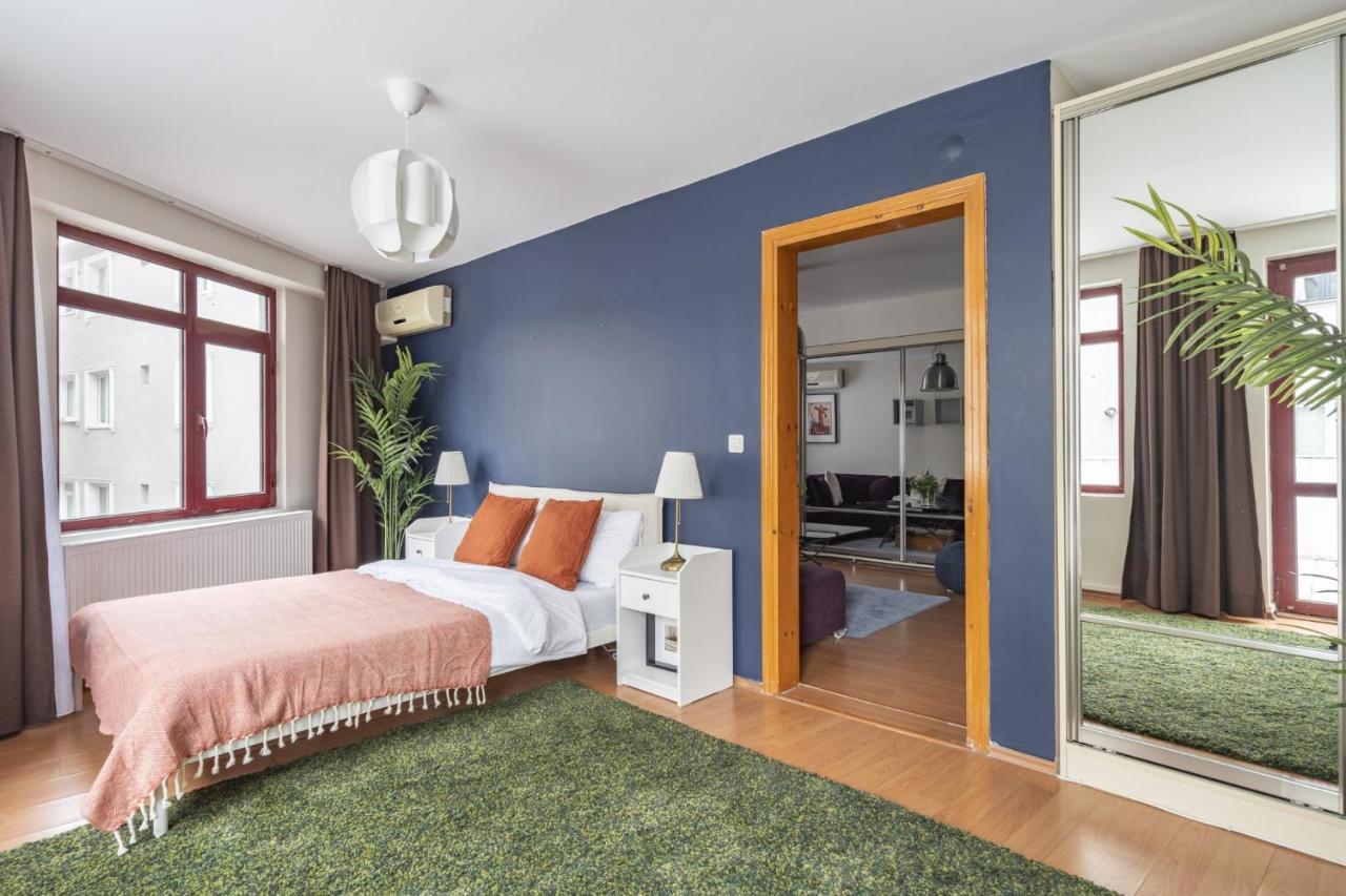Central Flat With Balcony And Terrace In Sisli Apartment Istanbul
