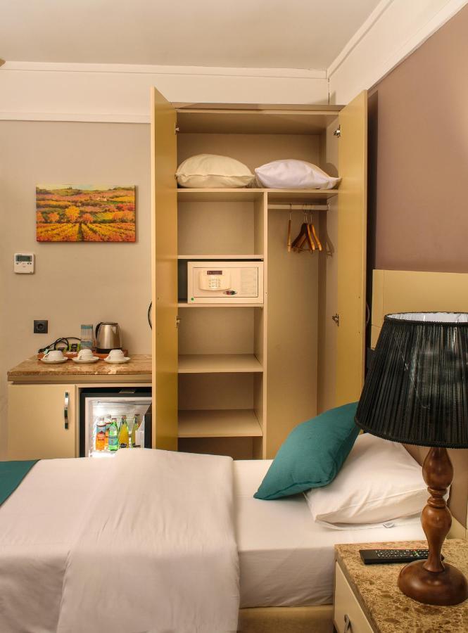 Bossuite Kadikoy