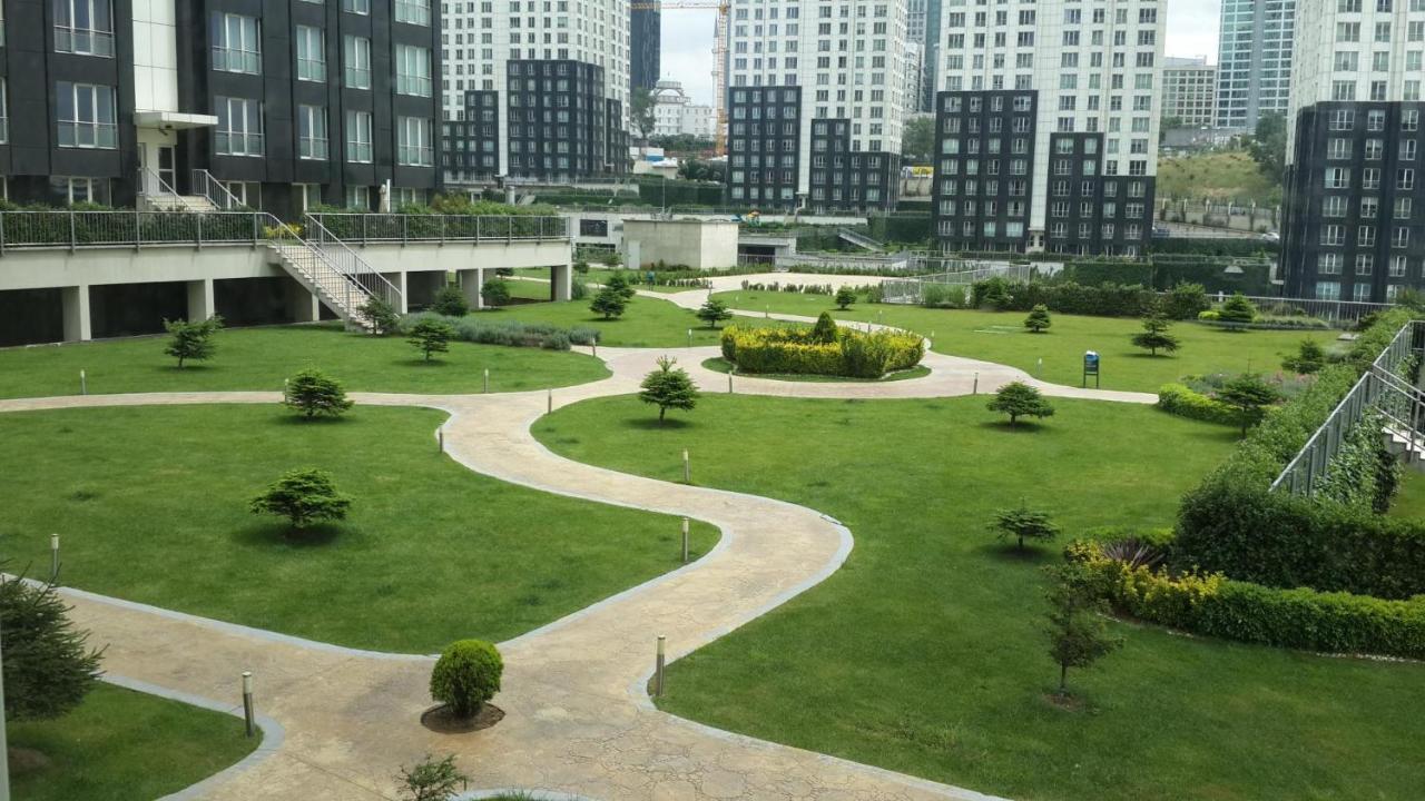 Bright 3 Bedroom & 2 Bath In Mashattan Residence, Maslak Sariyer Apartment