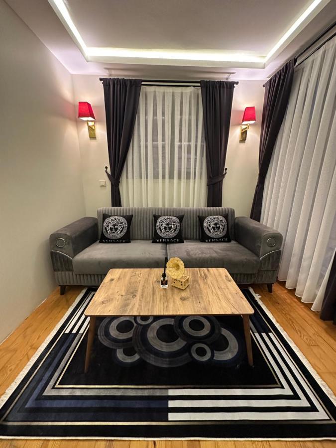 S.e.s. Taksim Apartamento *