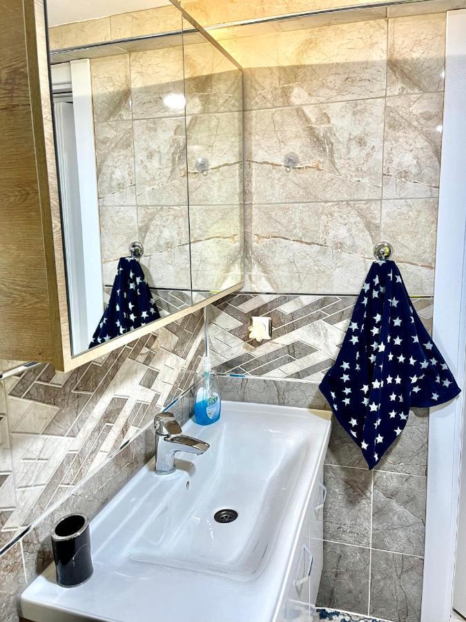 Lux Apartmint In E5 Delta Deluxe Apartment *