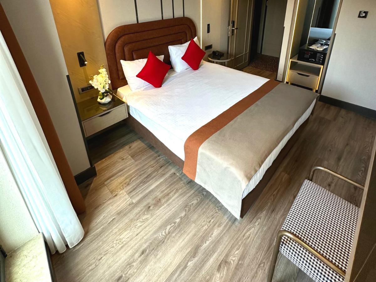 Hotel Edition Old