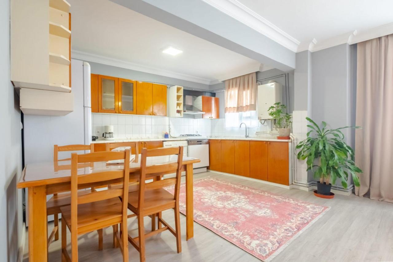 Apartment Flat 800 M To Cevahir Mall In Sisli *