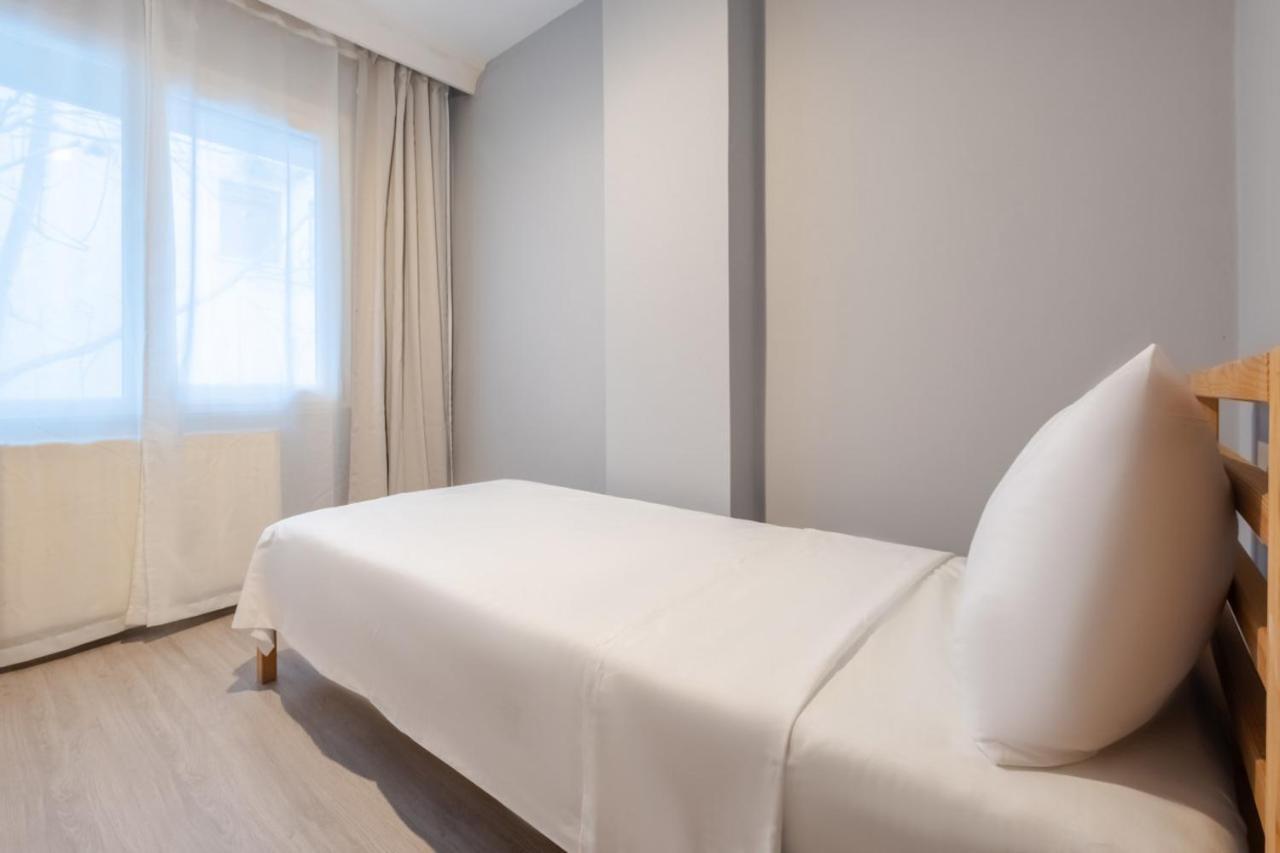 Flat 800 M To Cevahir Mall In Sisli Apartment Istanbul
