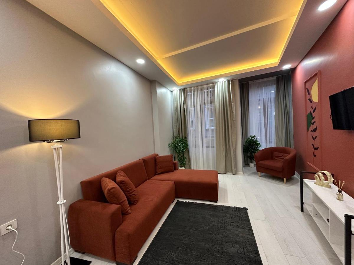 Homes Of No.23 * Istanbul