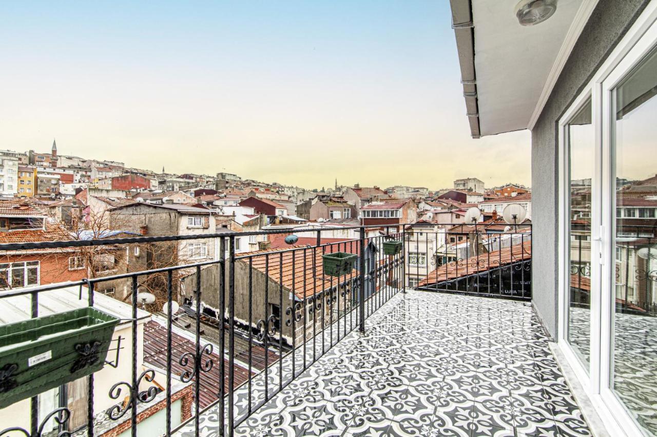 Studio Flat With Terrace In Balat Fatih *