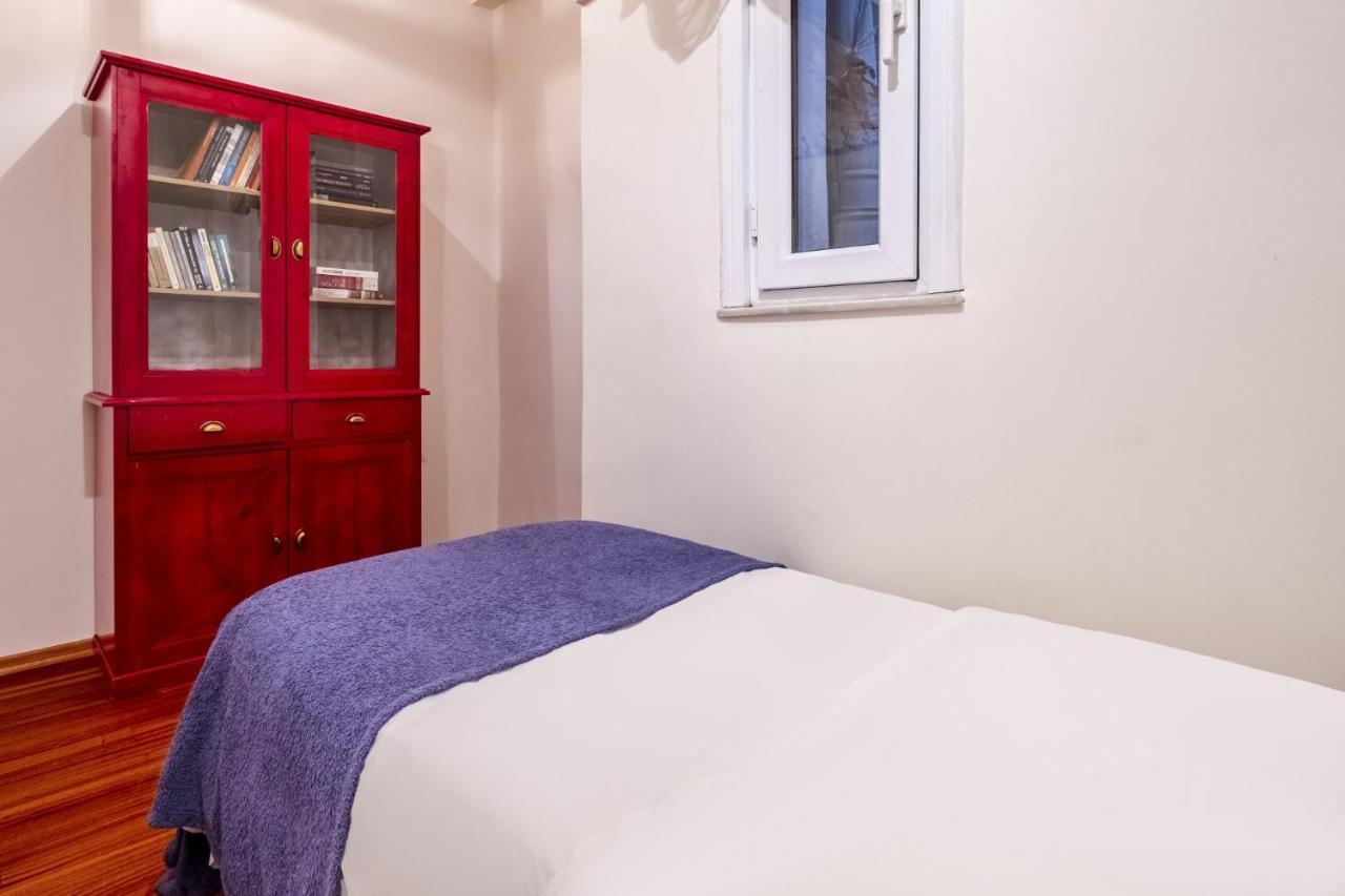 Centrally Located With Balcony In Sisli * Istanbul