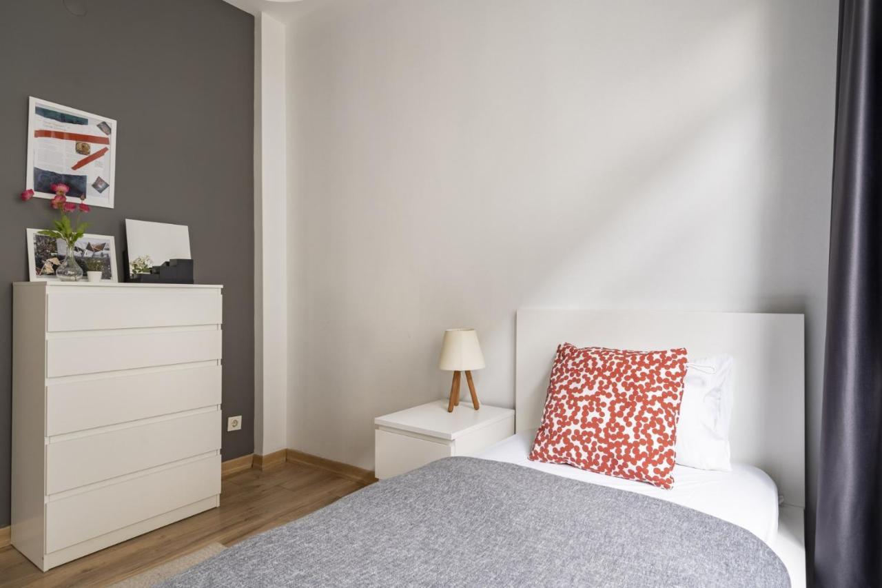 Specious And Stylish Near Bagdat Street With Excellent Location In Kadikoy Daire