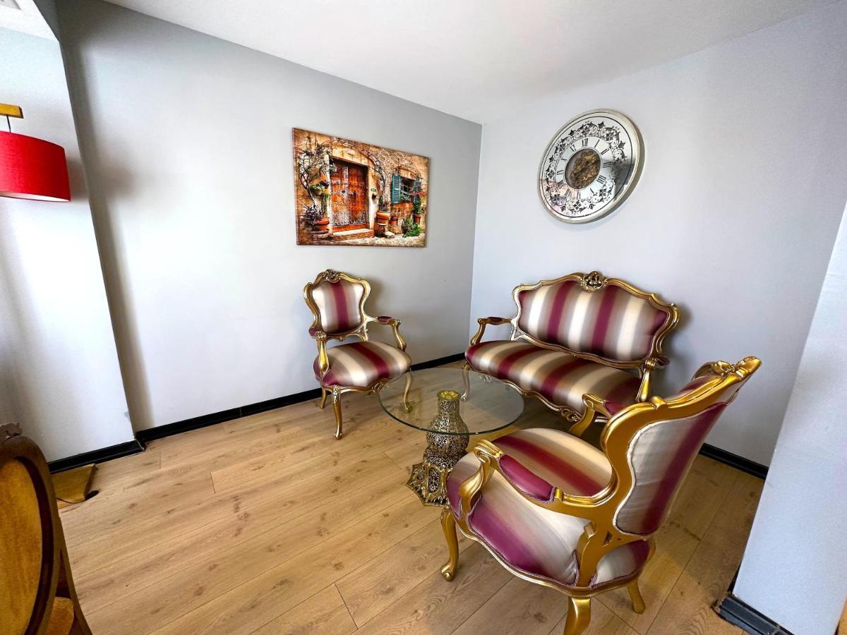 Vvr Hotel