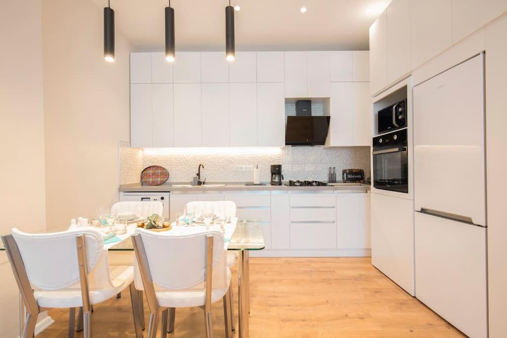 Apartment Modern Flat With Location Near Nisantasi