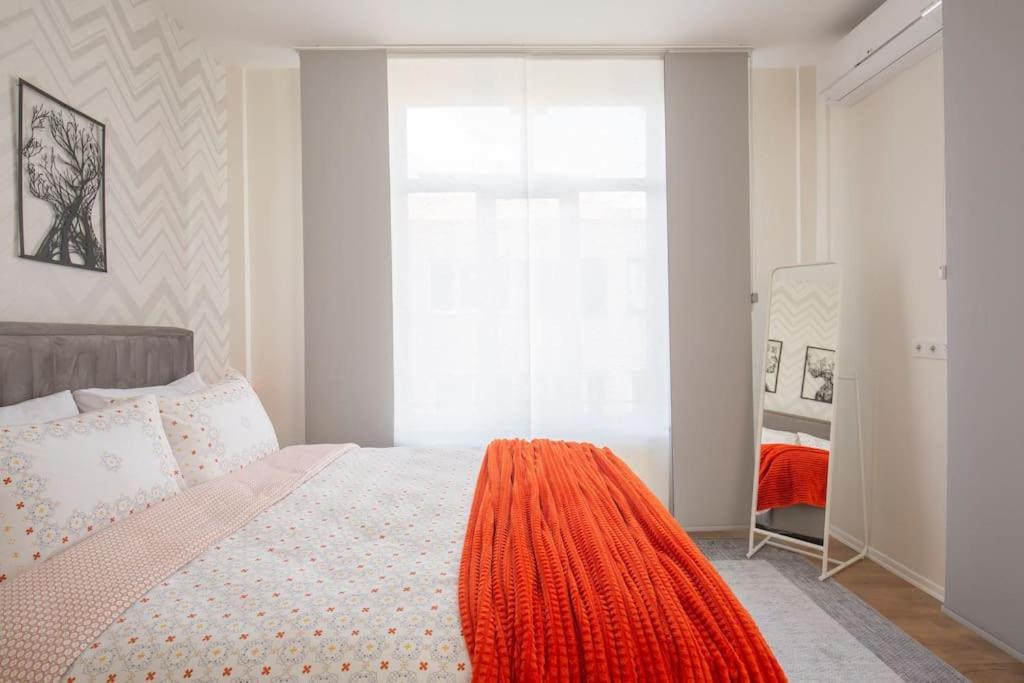 Modern Flat With Location Near Nisantasi Istanbul