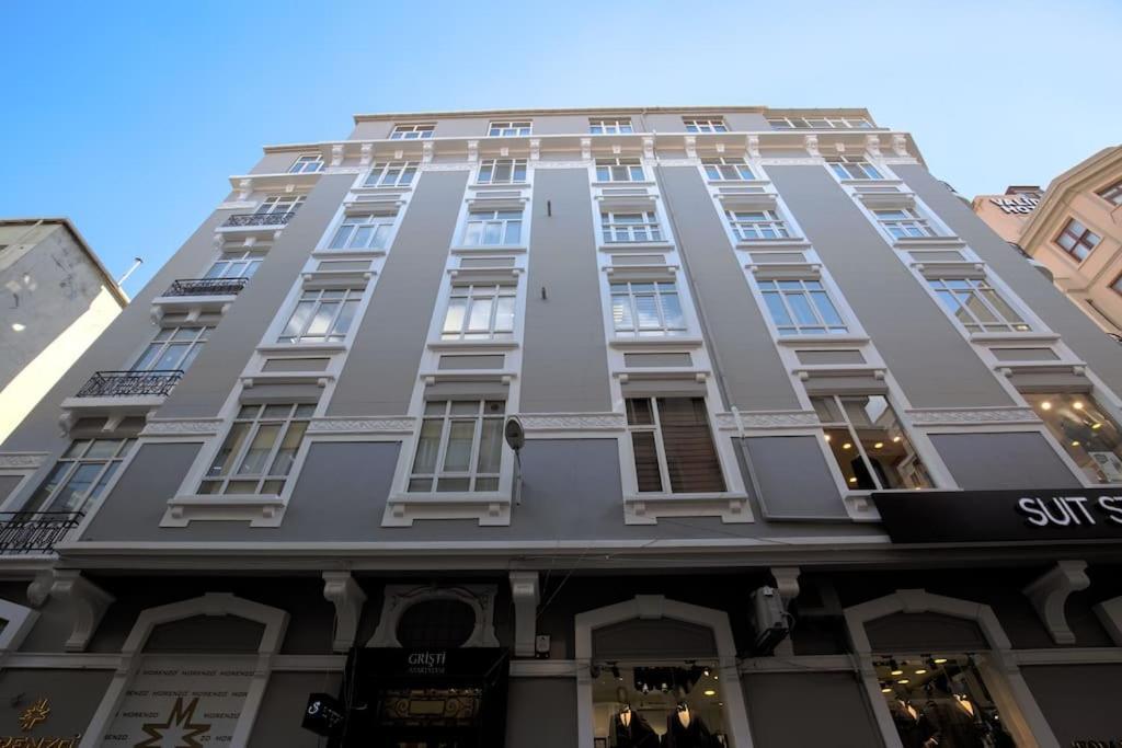 Modern Flat With Location Near Nisantasi Apartment Istanbul