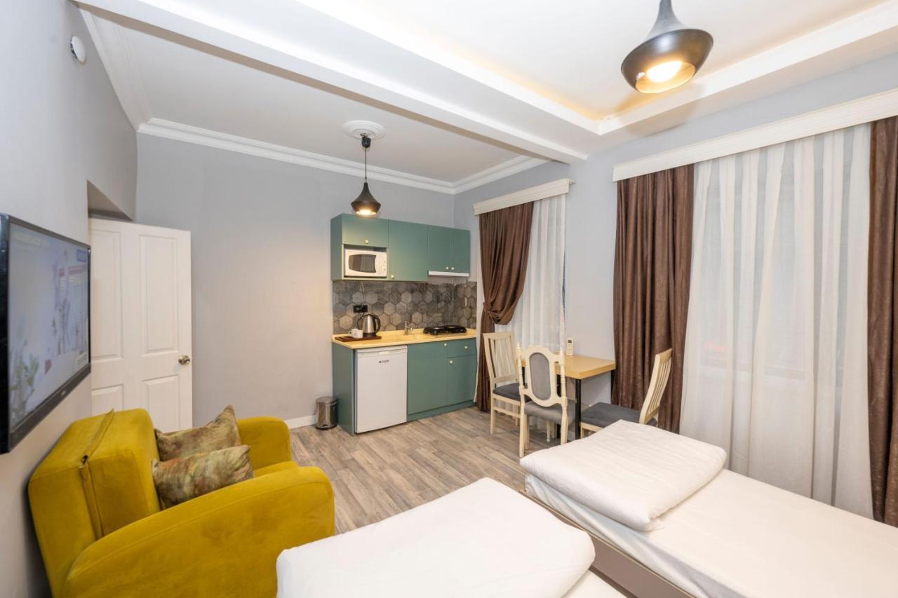 Hotel Cirrus *