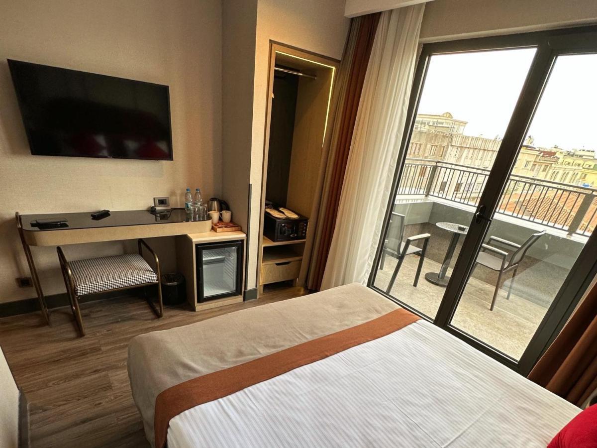 Hotel Edition Old 4*